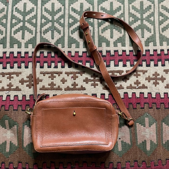 Madewell Bags Madewell Tan Leather Transport Camera Bag Poshmark
